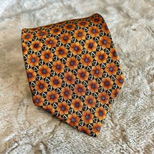 XYZ Inc Floral Patterned Tie in Orange and Blue Floral Silk NWOT 4” Wide 58.5” L